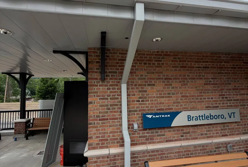 Brick masonry at the Brattleboro station platform